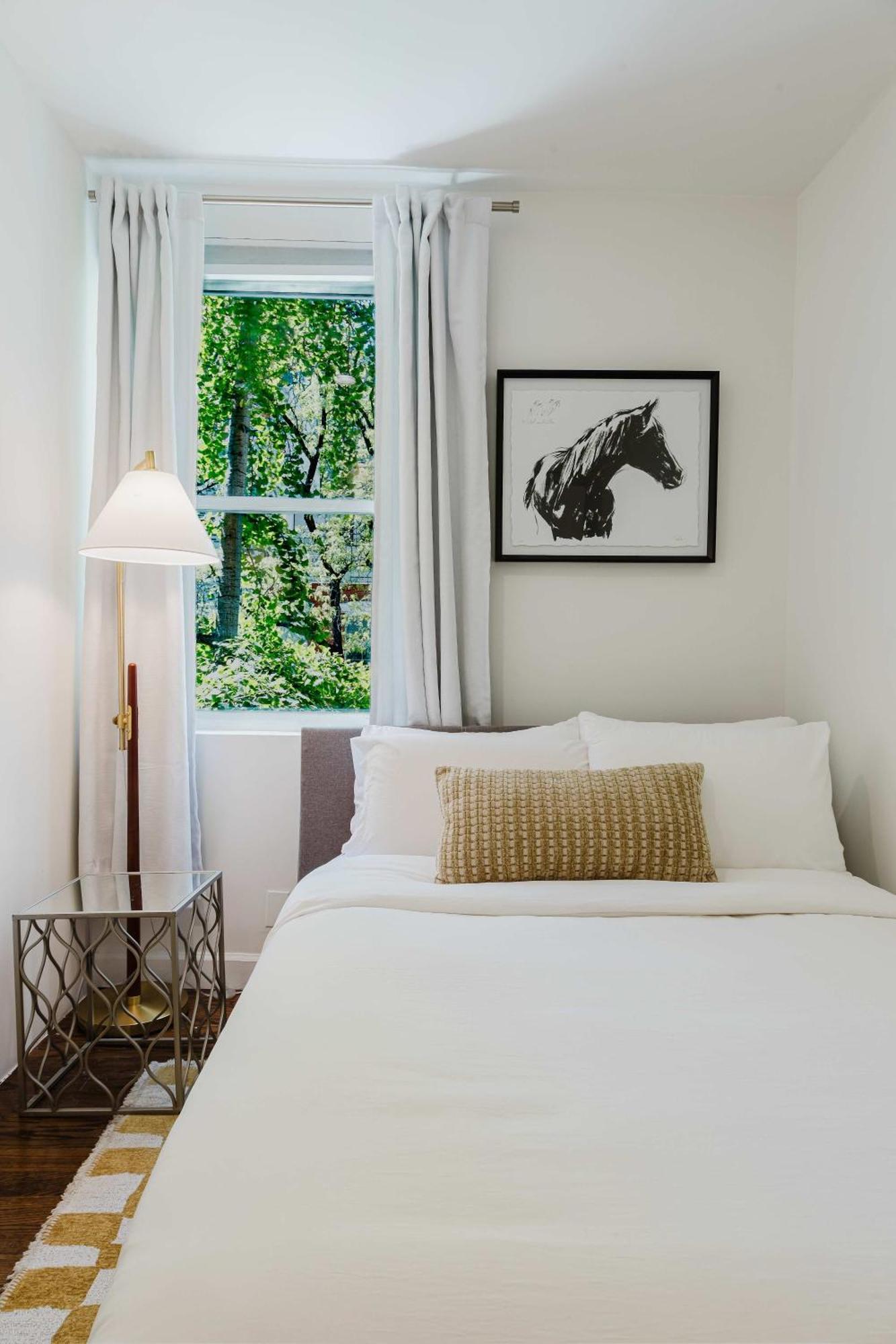 Designer In Diplomat District * New York