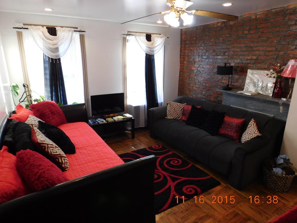 Debbie's Place Appartement *