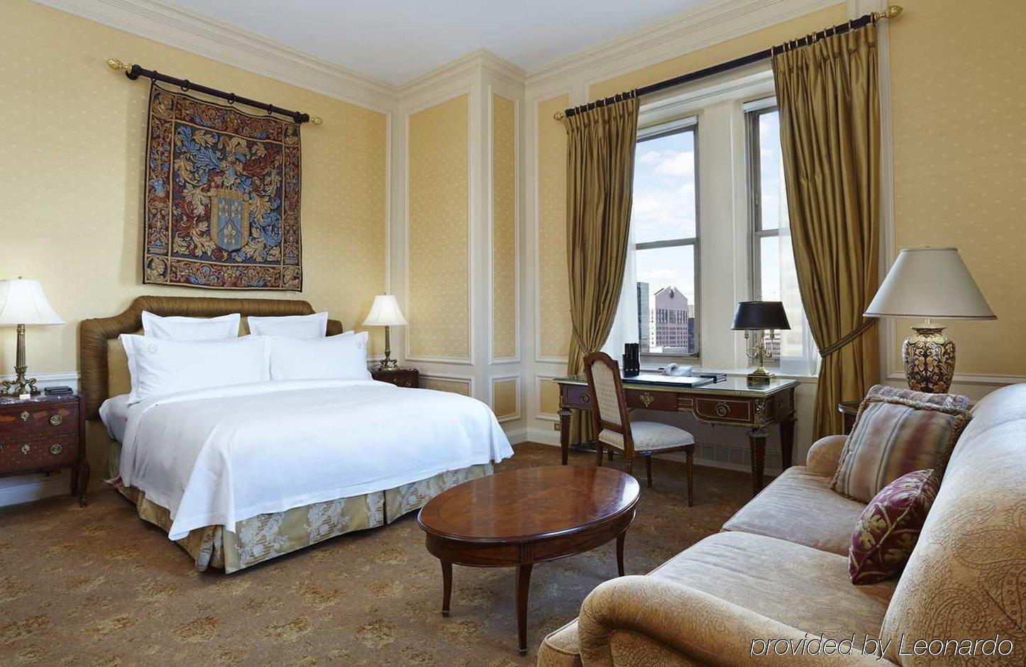 The Towers Of The Waldorf Astoria Nueva York