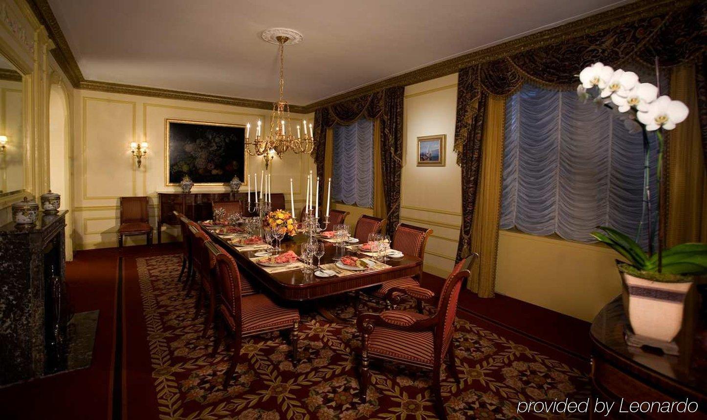 The Towers Of The Waldorf Astoria Hotel Nueva York