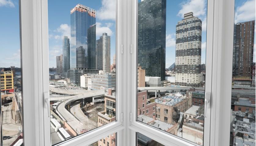 Times Square Luxury Suites Appartement *