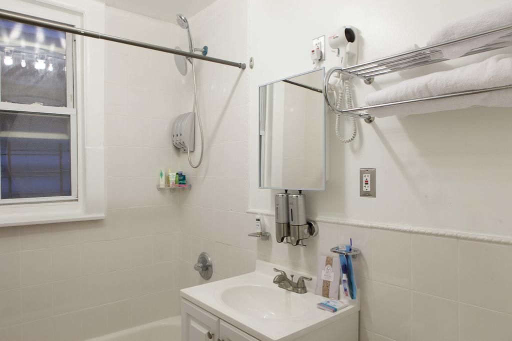 Studio&1 Bedroom - Bronx New York