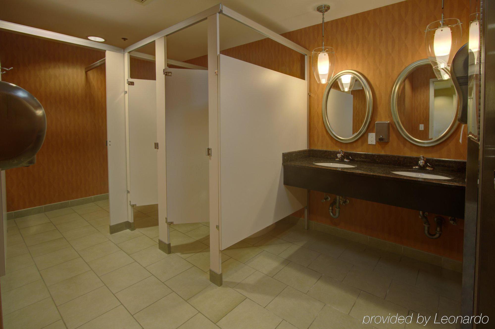 Fairfield & By Marriott Long Island City/manhattan View Hotel 3*