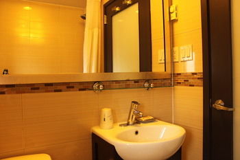 Richland Les Hotel