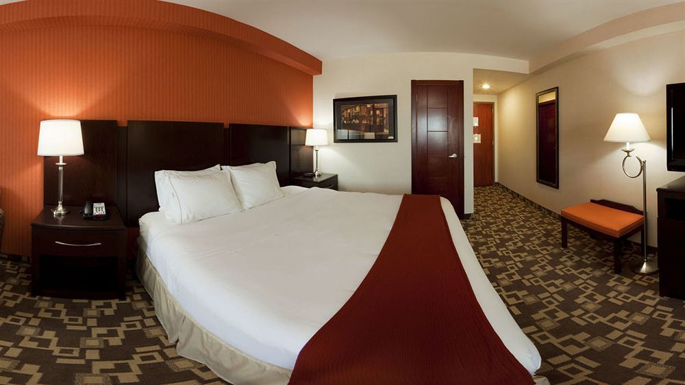 Express Maspeth By Ihg Hotel Nova York