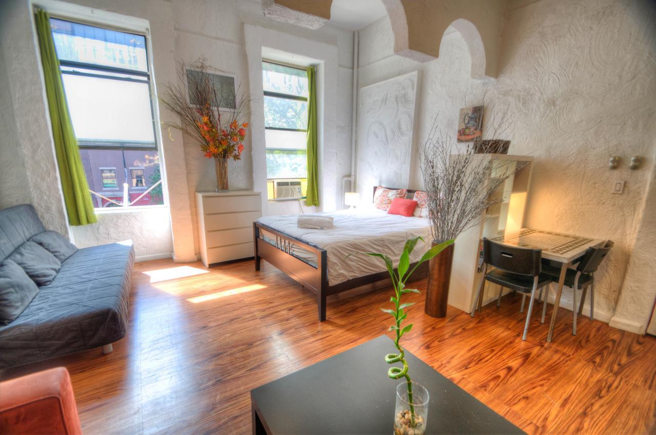 Hostal Chelsea Art