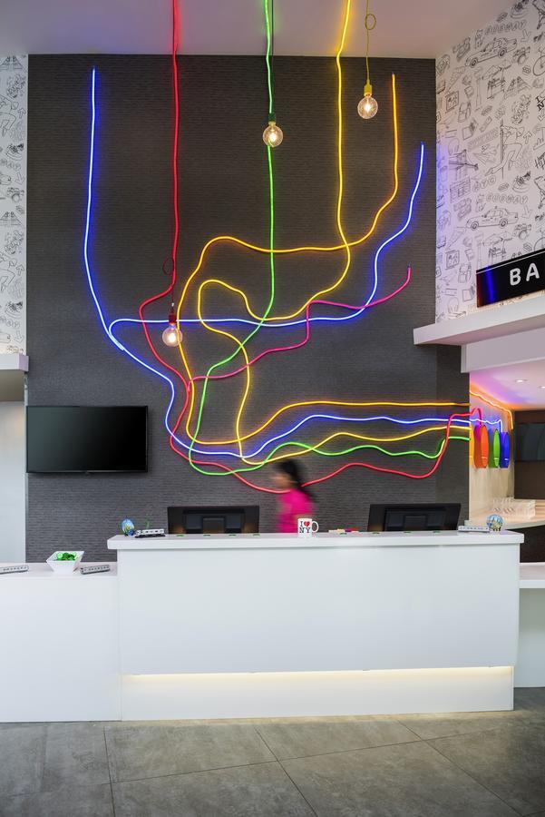 Ibis Styles New York Laguardia Airport Hotel 2*