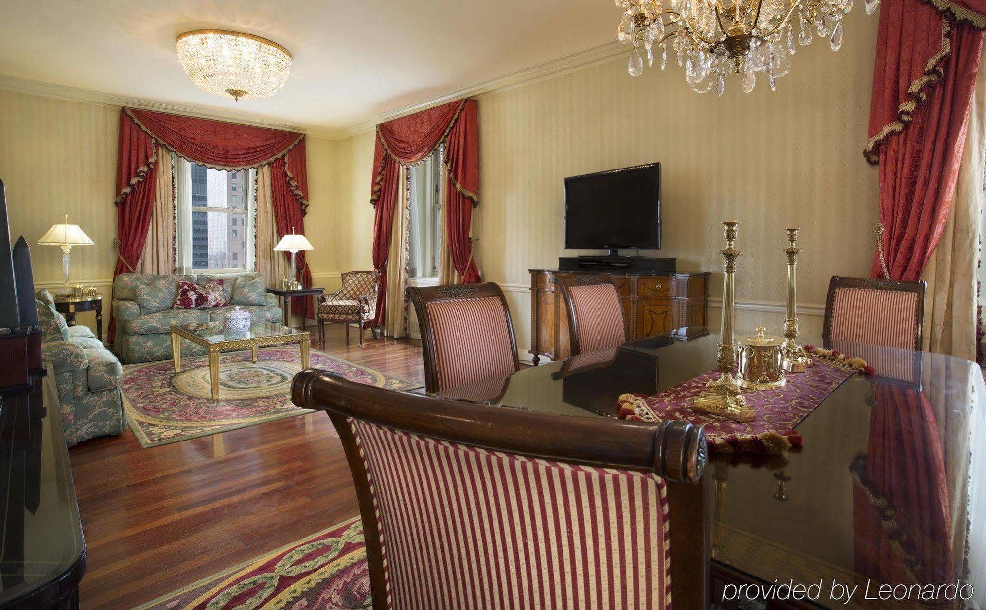 The Towers Of The Waldorf Astoria Hotel Nueva York