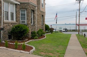 Harbor House New York City