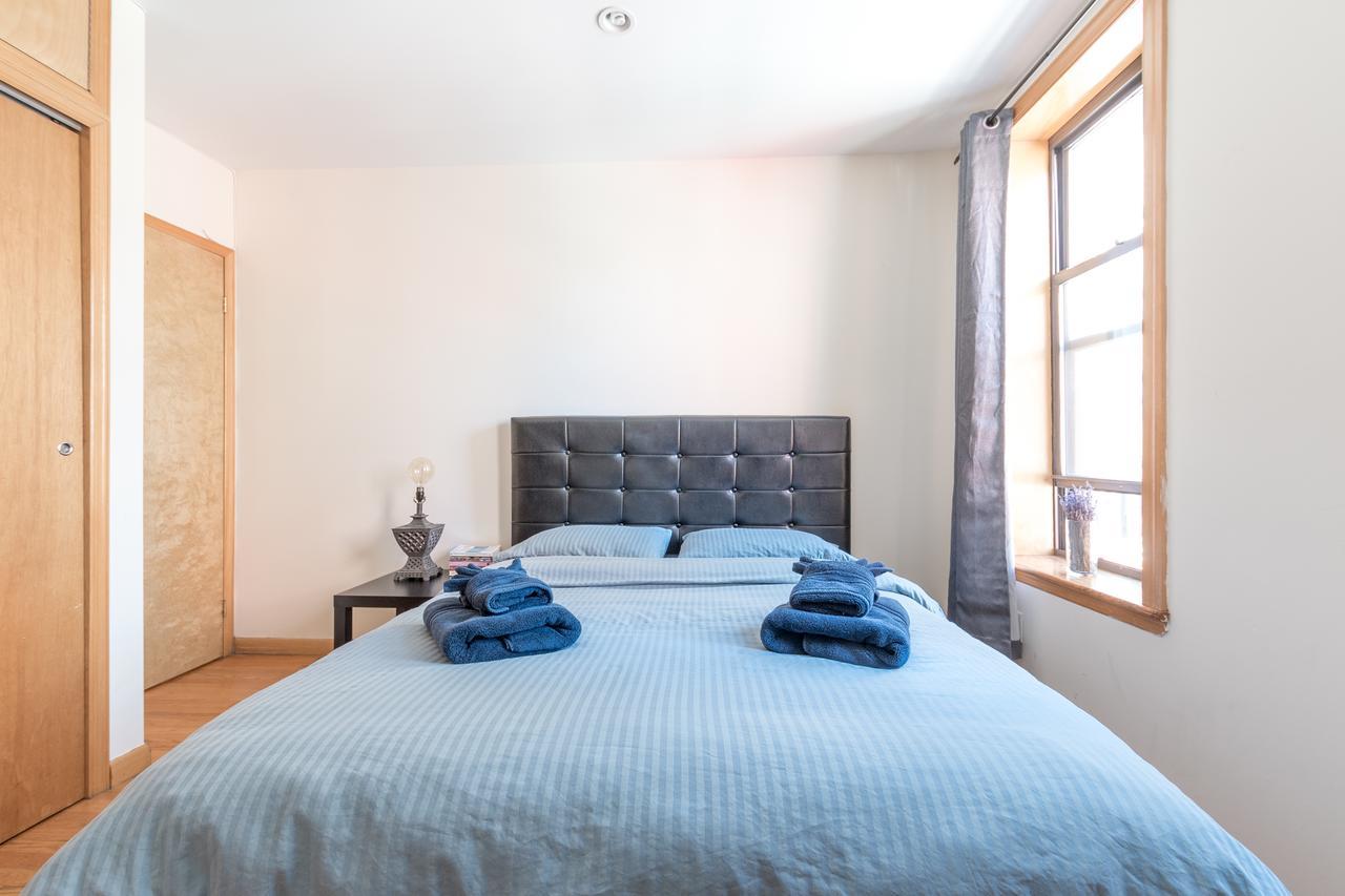 Deluxe And Stylish With Brick Wall Exposed Appartement *