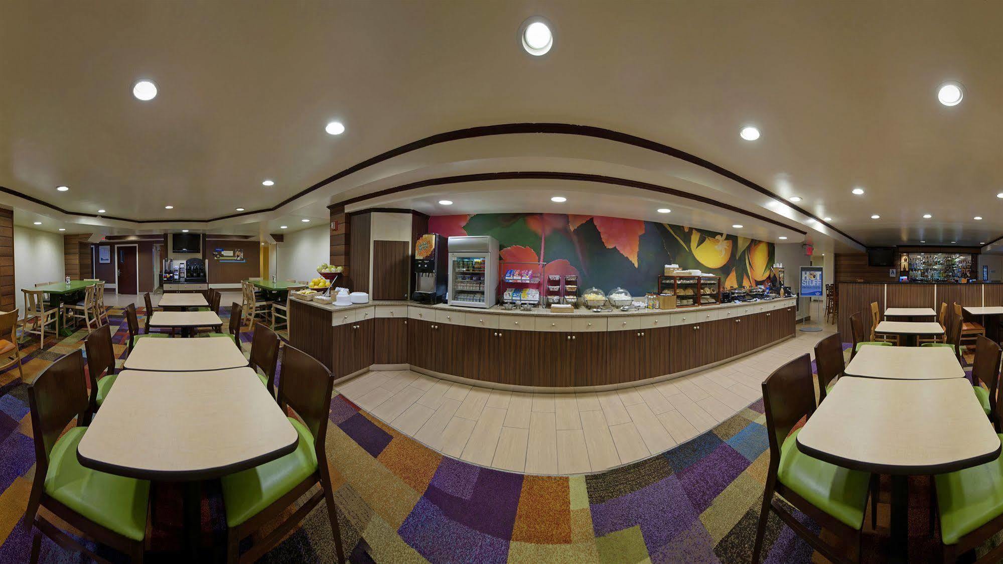 Hotel Fairfield By Marriott Jfk Airport New York City