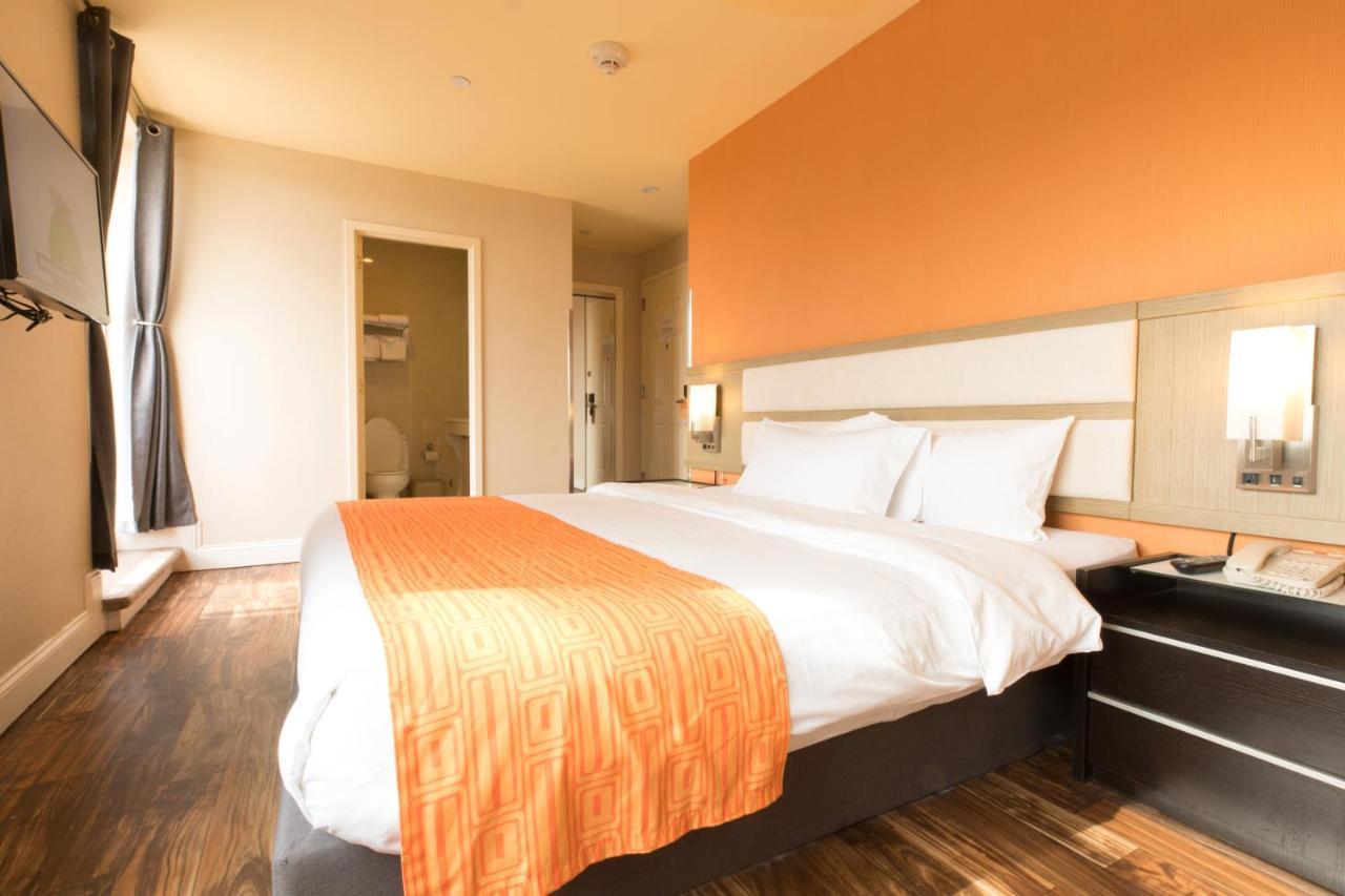 Howard Johnson By Wyndham Long Island Hotel 2*