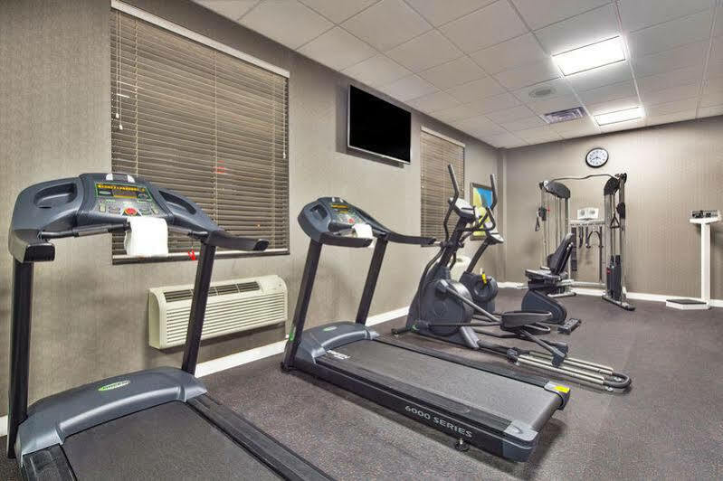 Fairfield & By Marriott Staten Island Hotel New York