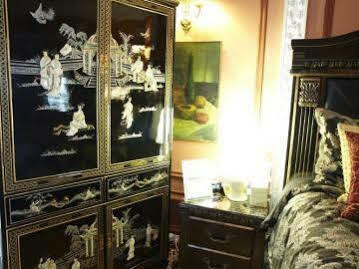 The New York Renaissance Home And Guesthouse 4* New York
